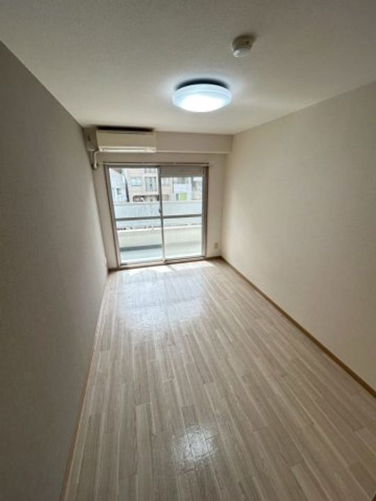 マグノリアパレスの居間