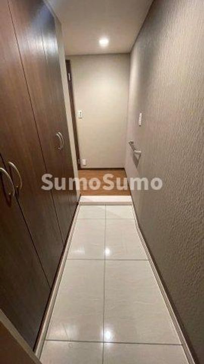 エクセルシオール目黒三田の玄関