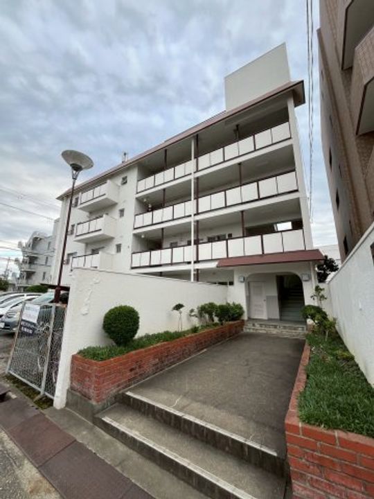 兵庫県西宮市大屋町(マンション)の賃貸物件の外観