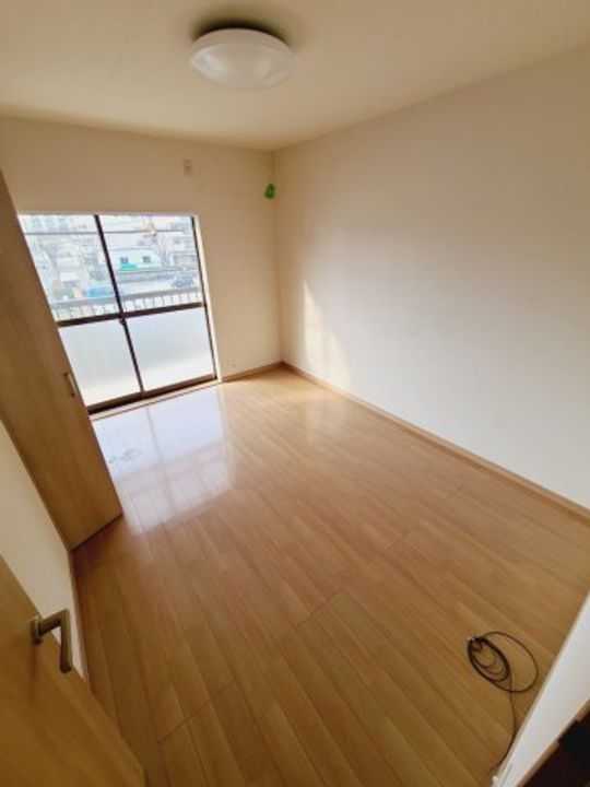 STハイツ芦原の居間