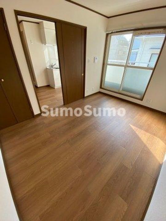 メゾニティ三川口の居間