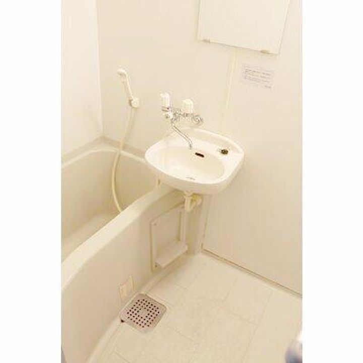 スチューデントハイツ代々木上原の風呂