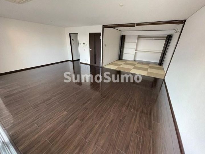 兵庫県西宮市大谷町(マンション)の賃貸物件の居間