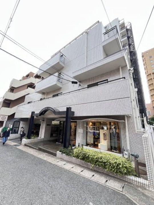 カサベラ岡本の外観