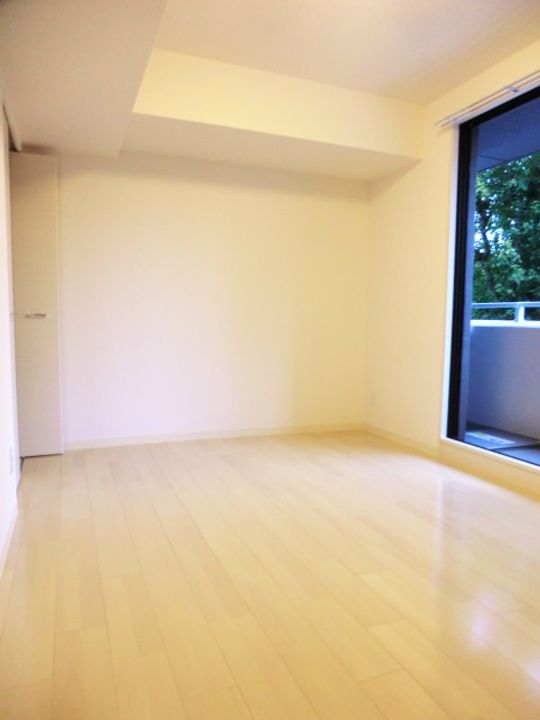 兵庫県神戸市中央区北長狭通8丁目(マンション)の賃貸物件の居間