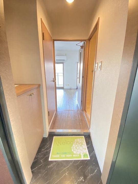 兵庫県西宮市田代町(マンション)の賃貸物件の玄関