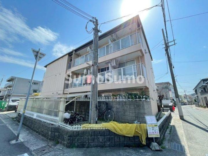 ベレーロ魚崎の外観