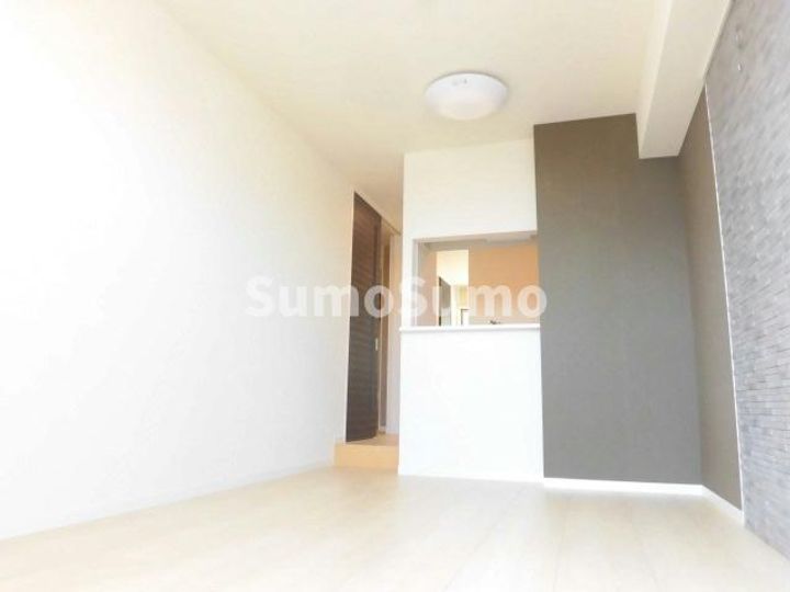 ヴィラージュ山手の居間