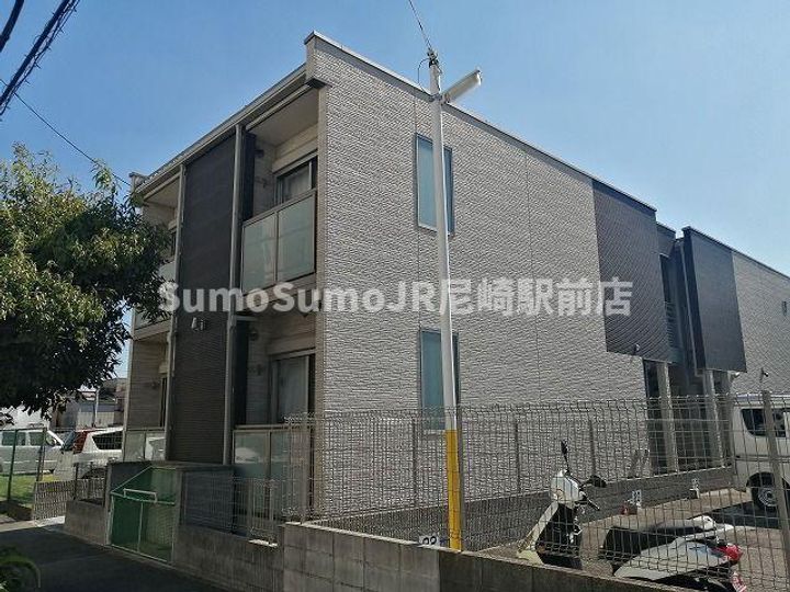 兵庫県尼崎市三反田町3丁目(アパート)の賃貸物件の外観