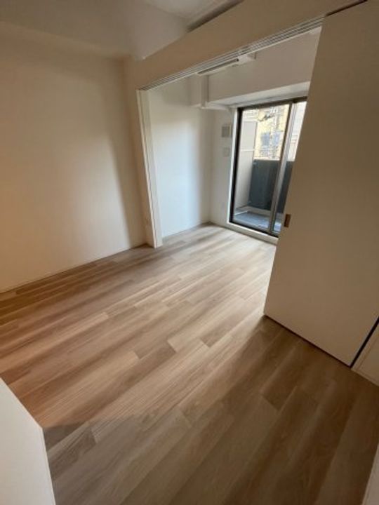 アドバンス神戸ラシュレの居間