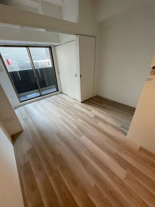 アドバンス神戸ラシュレの居間