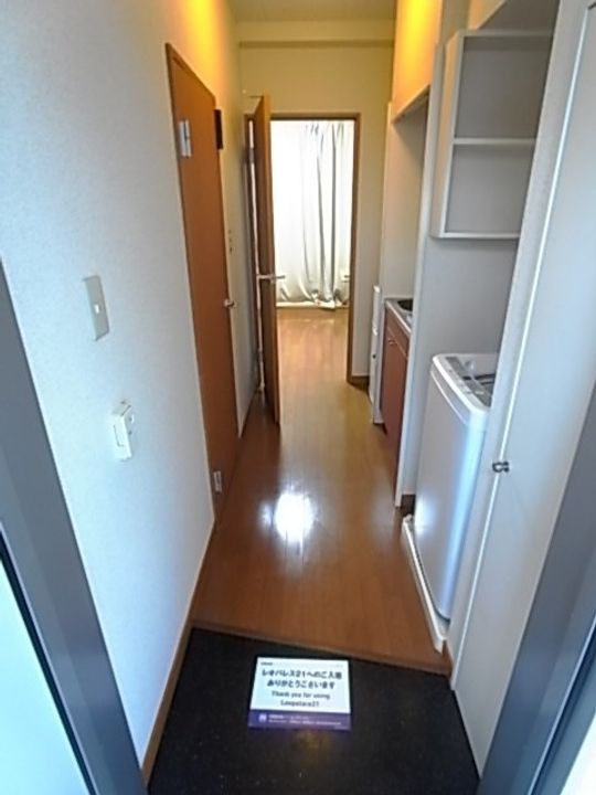 兵庫県西宮市大屋町(アパート)の賃貸物件の玄関