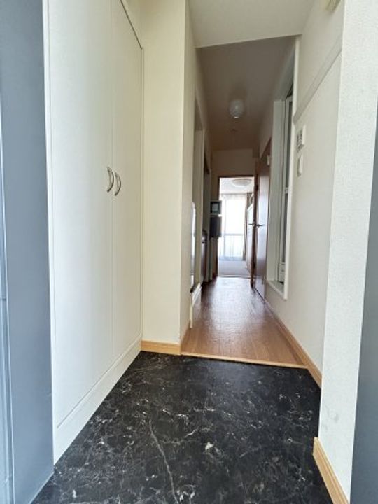 レオパレス中原の玄関