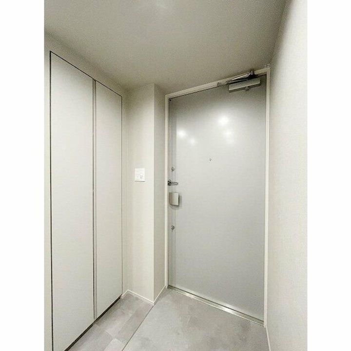 オープンブルーム渋谷本町の玄関