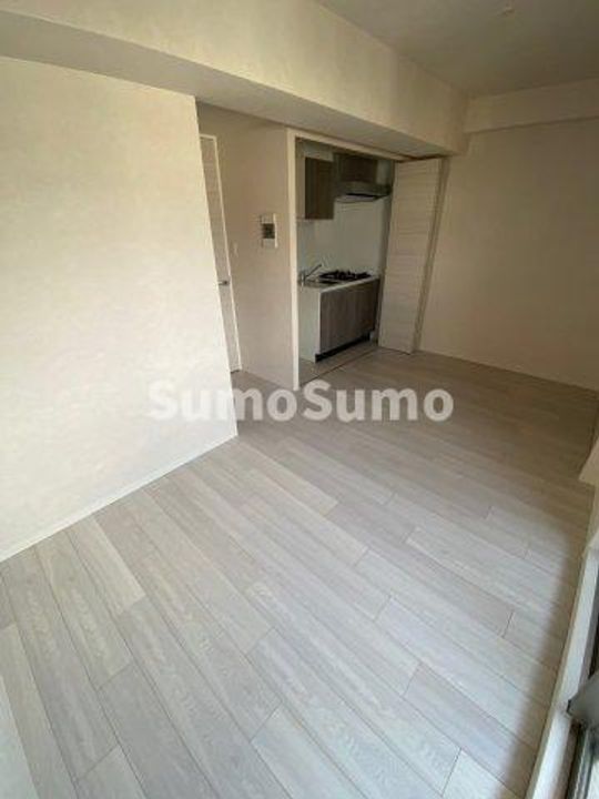 TOYOTOMi STAY Premium 神戸湊川公園の居間