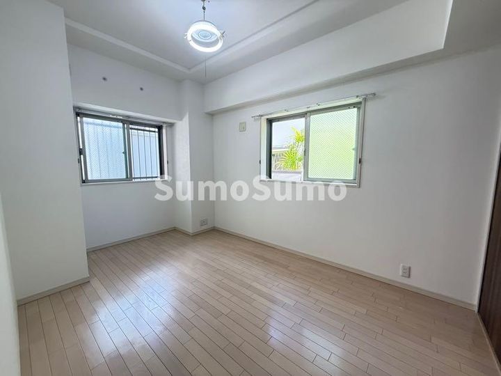 プランドール西岡本の内装