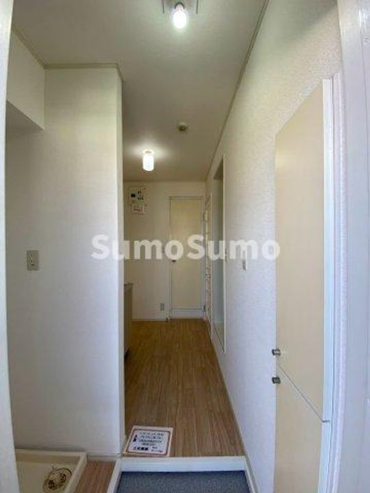 本町ハイツの玄関