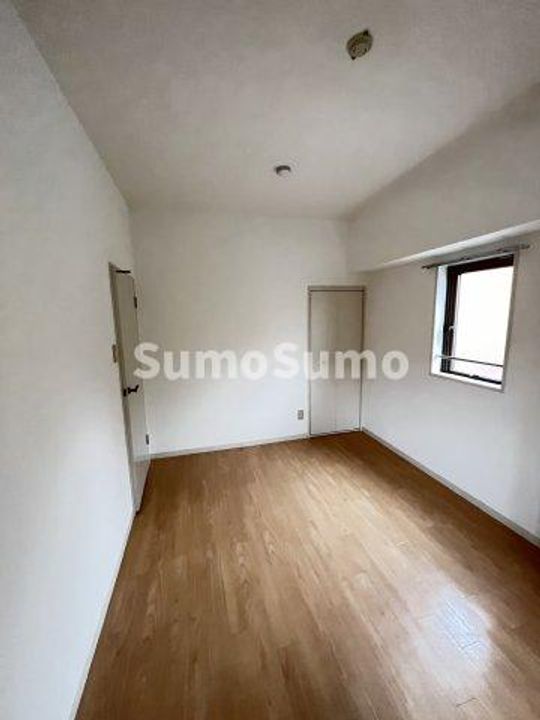 兵庫県神戸市東灘区西岡本3丁目(マンション)の賃貸物件の寝室