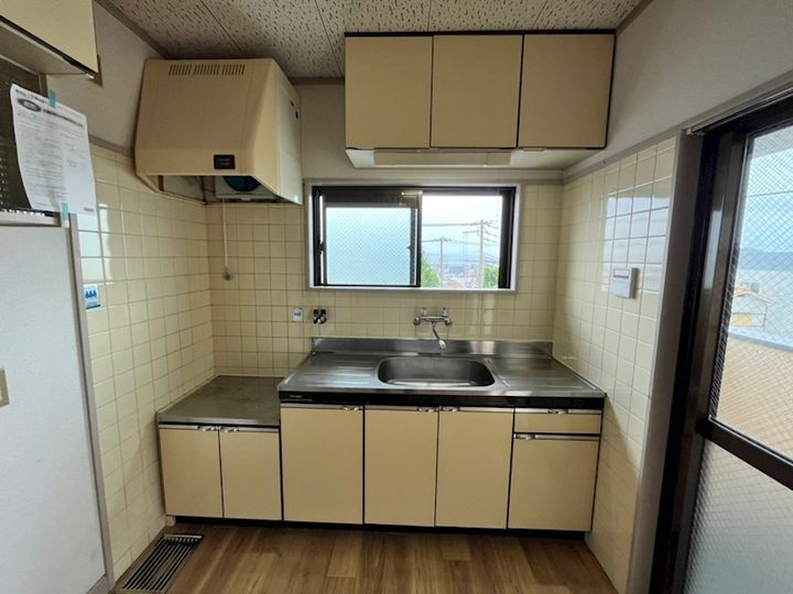 兵庫県神戸市灘区国玉通2丁目(マンション)の賃貸物件のキッチン
