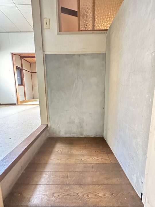 モリイアパートメントの玄関