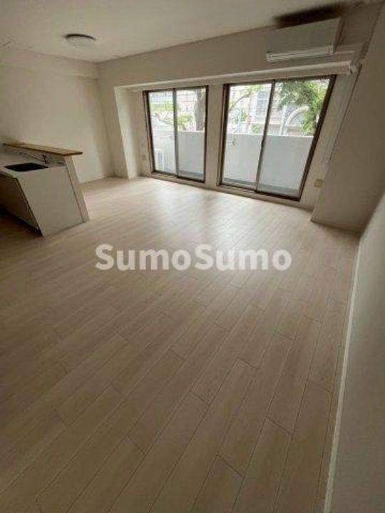 兵庫県西宮市戸田町(マンション)の賃貸物件の居間