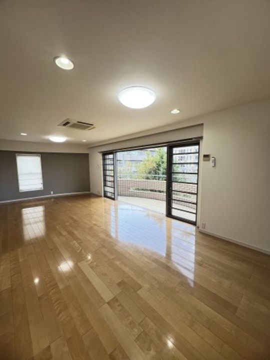 兵庫県芦屋市川西町(マンション)の賃貸物件の内装