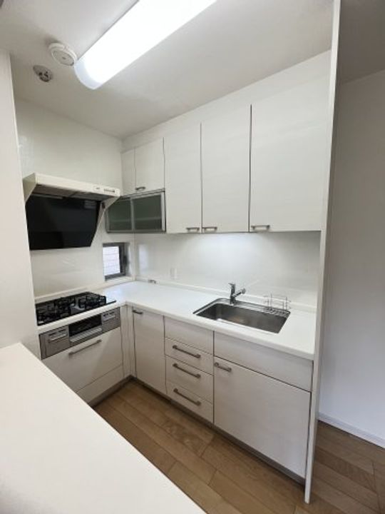兵庫県芦屋市川西町(マンション)の賃貸物件のキッチン