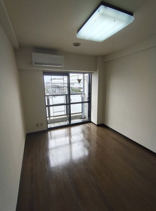 メゾン・ド・キビックの居間