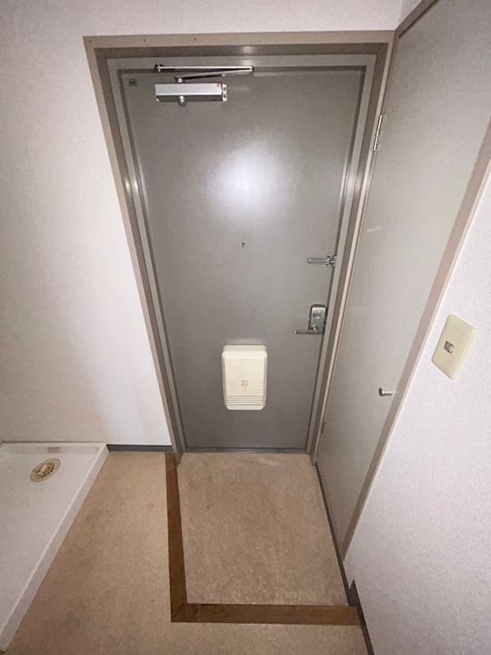 兵庫県神戸市中央区下山手通7丁目(マンション)の賃貸物件の玄関