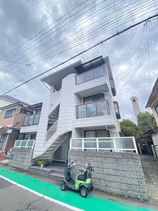 兵庫県西宮市段上町4丁目(アパート)の賃貸物件の外観