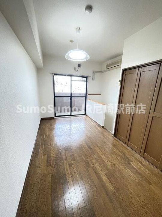 プレアデスの居間