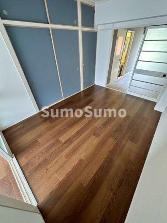 兵庫県西宮市上甲子園2丁目(マンション)の賃貸物件の居間