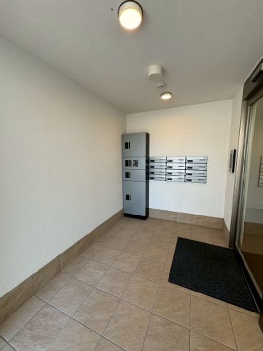 プラージュ・ド・クキの居間