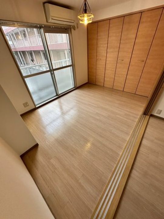 兵庫県西宮市深津町(マンション)の賃貸物件の寝室