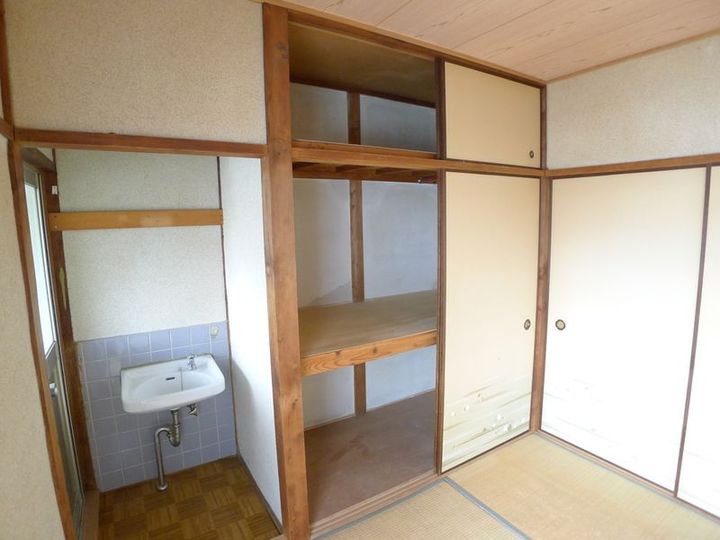 平井文化の内装