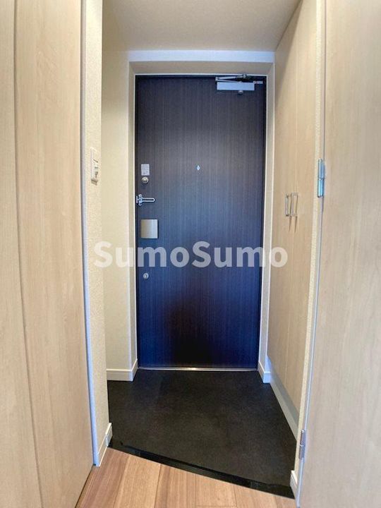 大阪府大阪市西区立売堀3丁目(マンション)の賃貸物件の玄関