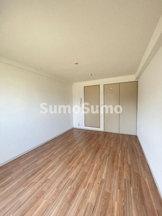 ノーブル日高の寝室