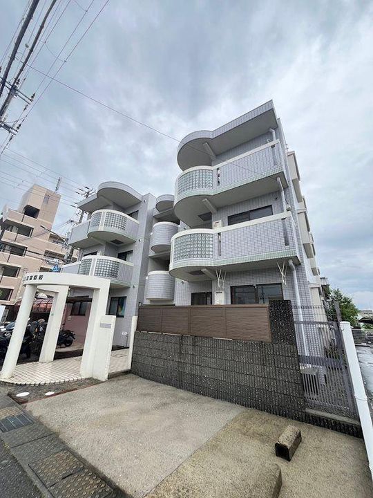 兵庫県西宮市段上町3丁目(マンション)の賃貸物件の外観