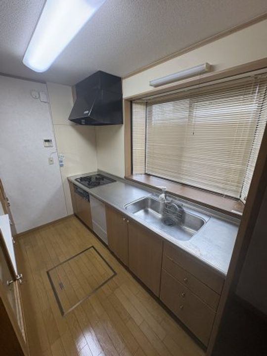 兵庫県神戸市兵庫区会下山町2丁目(一戸建)の賃貸物件のキッチン