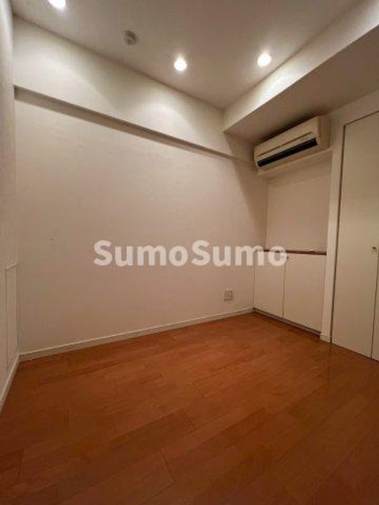 レジデンス三宿の寝室