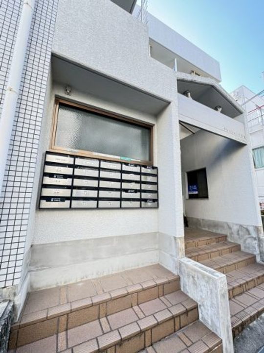 クレッシェンド岸地の外観