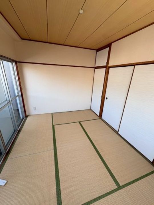 マエダマンションの内装
