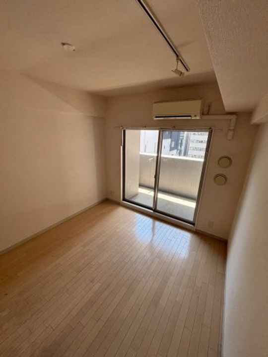 大阪府大阪市中央区農人橋1丁目(マンション)の賃貸物件の居間