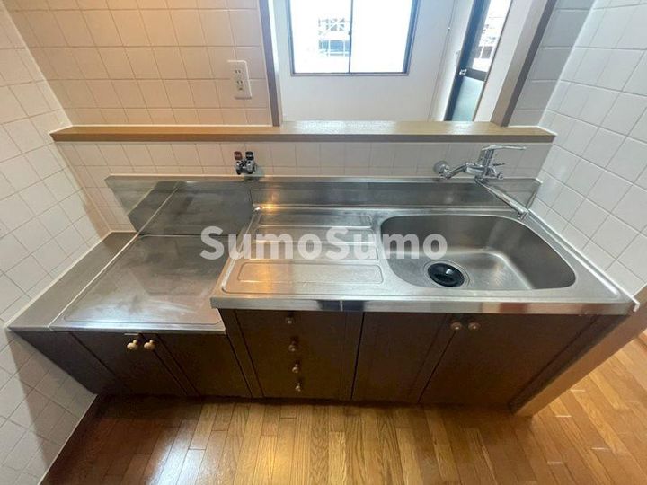 兵庫県神戸市兵庫区荒田町3丁目(マンション)の賃貸物件のキッチン