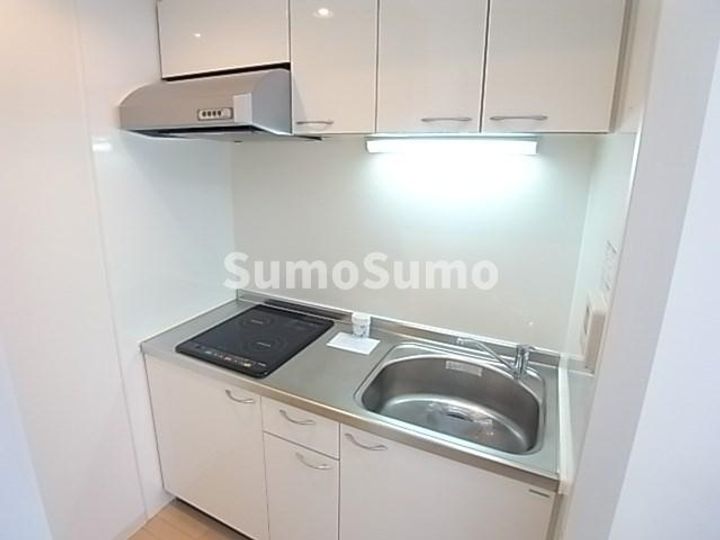 兵庫県神戸市兵庫区浜崎通(マンション)の賃貸物件のキッチン