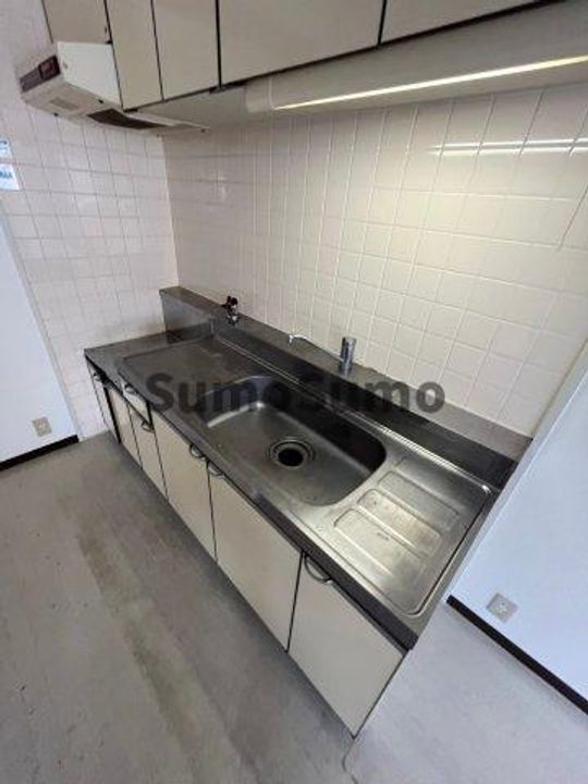 芦屋三木マンションのキッチン