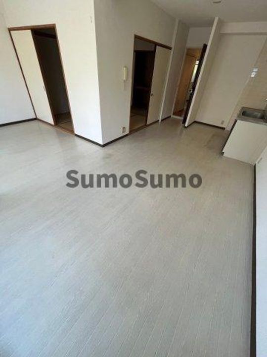 芦屋三木マンションの居間