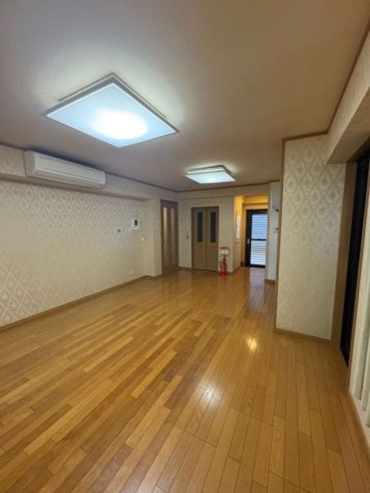 Palette神戸東須磨の居間