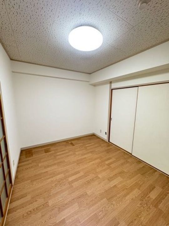 兵庫県神戸市長田区上池田4丁目(マンション)の賃貸物件の居間