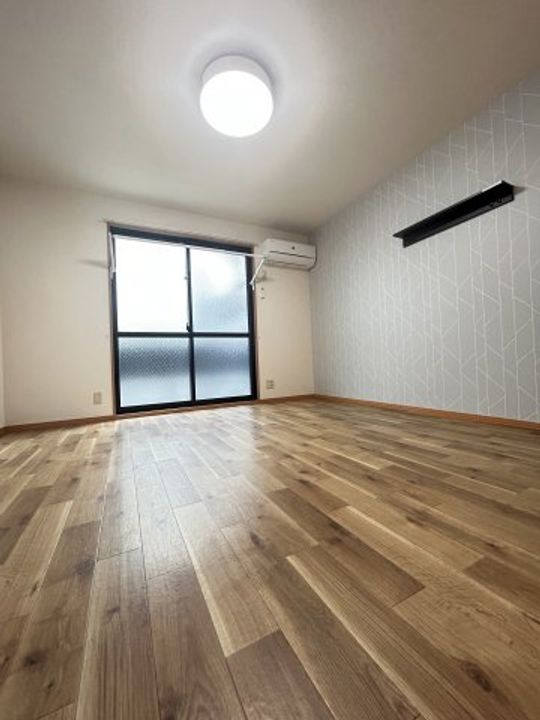 兵庫県神戸市灘区赤坂通6丁目(アパート)の賃貸物件の居間